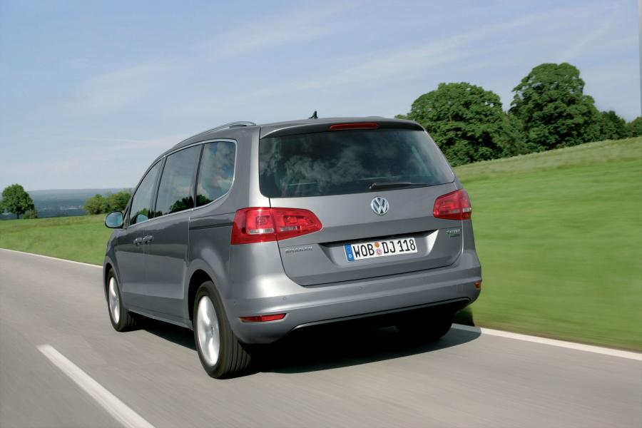  Volkswagen Sharan 2010 года  (фото 52 из 71)